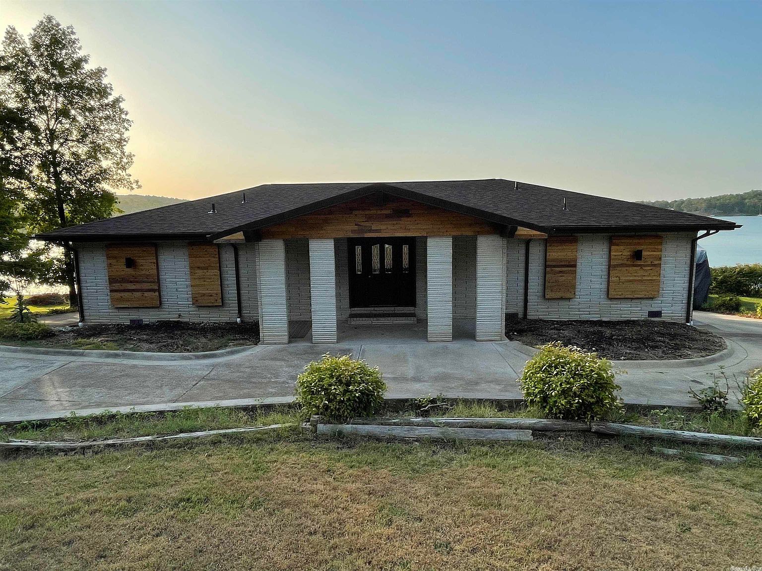 724 S Shore Dr, Horseshoe Bend, AR 72512 Zillow