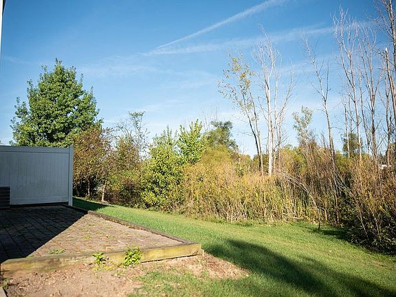 2nd image of 488 Fullers Cir
