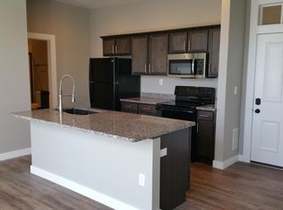 100 N Main St APT 305, Mount Pleasant, IA 52641