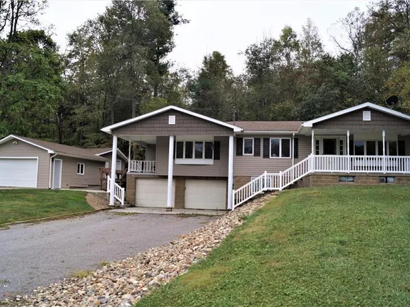 11282 Salineville Rd NE, Salineville, OH 43945