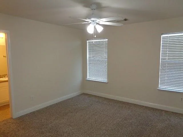 11310 Seven Sisters Dr — Photo 17