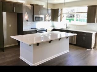 16748 SE Fox Glen Ct, Happy Valley, OR 97015