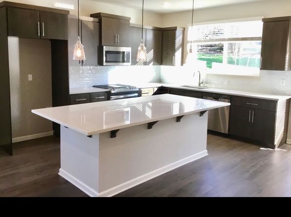 16748 SE Fox Glen Ct