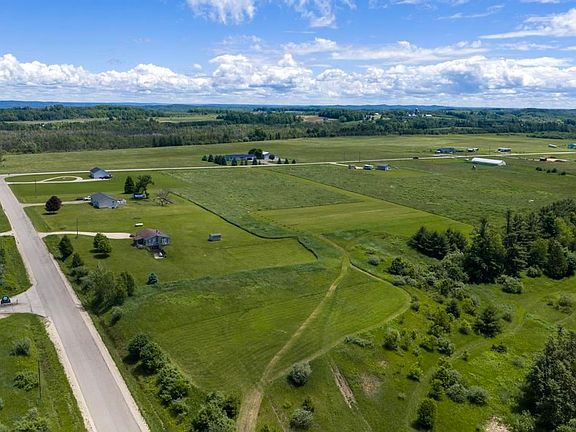 4th image of Novotny Rd