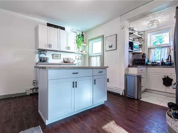 274 Admiral St, Providence, RI 02908