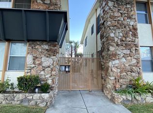 903-909 E 1st St #909-01, Long Beach, CA 90802
