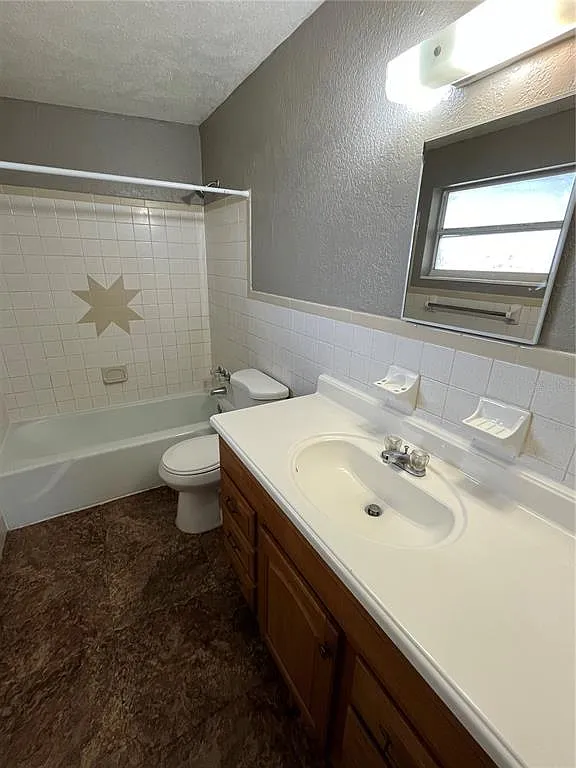 2 bed, 1.0 bath, 644 sqft, $1,050 — Photo 4