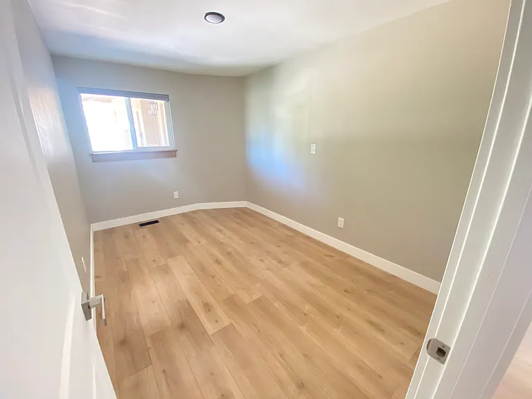 970 Bayfield Dr — Photo 16