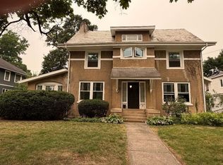 19 Wellesley Rd, Holyoke, MA 01040