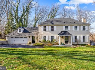 15 Patriot Cir, Devon, PA 19333