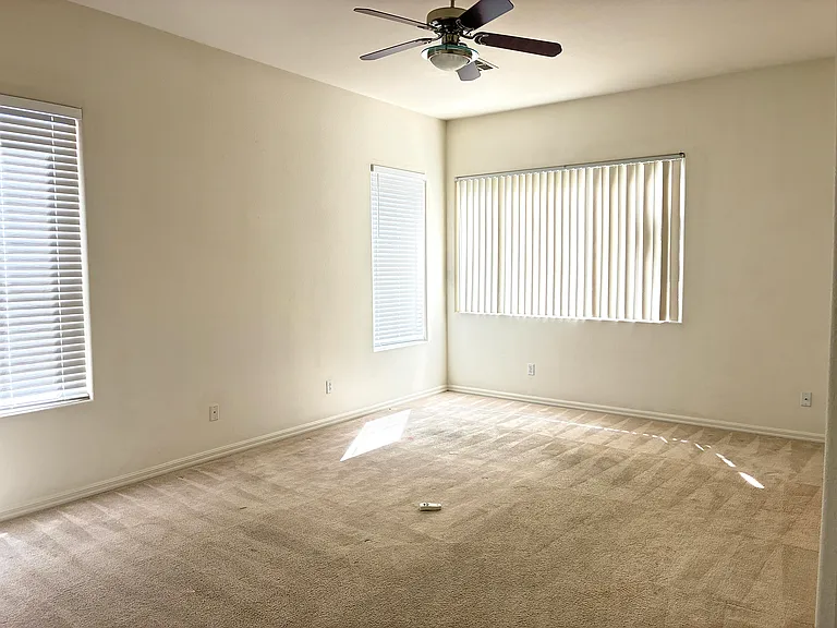 2275 Moresca Ave — Photo 25