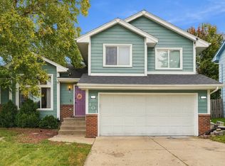 101 SW Countrywood Ln, Ankeny, IA 50023