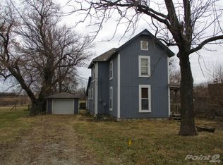 19795 Woodland Rd, Spring Hill, KS 66083