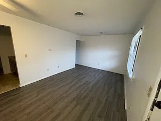 1125 N Jackson St — Photo 9