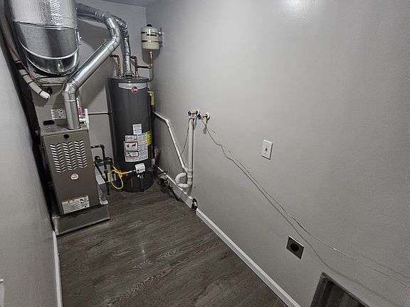 2nd image of 618 Baldwin Ave