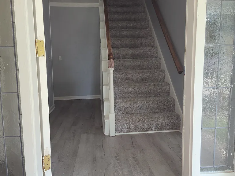 7817 S College Ave — Photo 3
