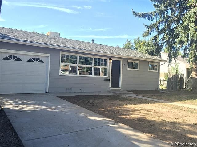 For Sale: 945 Nile Street, Aurora, CO 80010