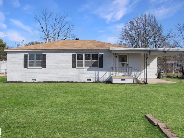 705 E Elm St, Walnut Ridge, AR 72476