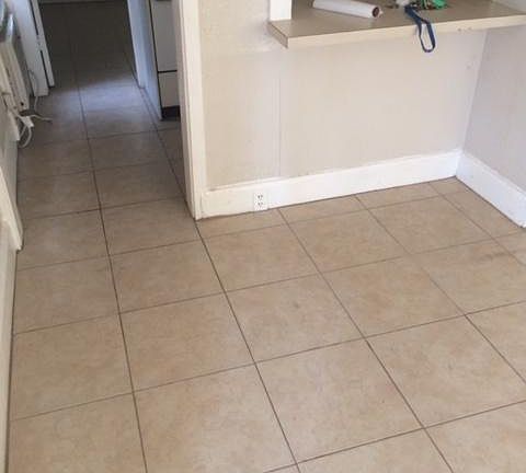 3rd image of 1136 Martha Dr APT 10