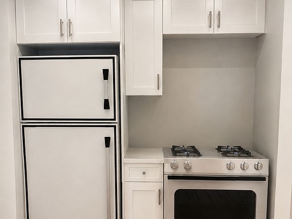 2nd image of 151 Bussey St #151