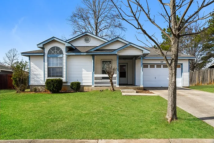 214 Deer Bridge Dr — Photo 1