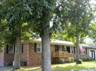 400 Hillcrest Dr, New Ellenton, SC 29809