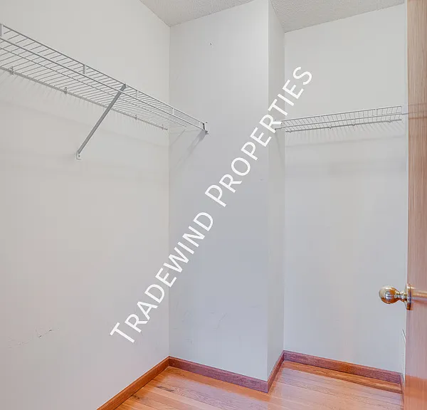917 Lindsey Ln — Photo 20