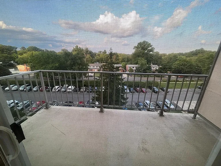 1121 University Blvd W #604 — Photo 12