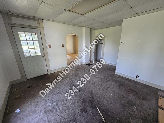3rd image of 823 N Mulberry St