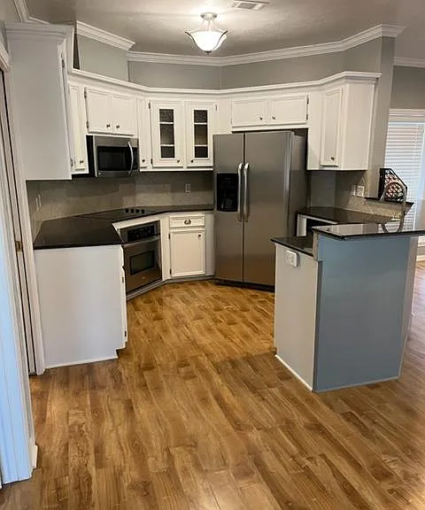 4109 Bedford Dr — Photo 9