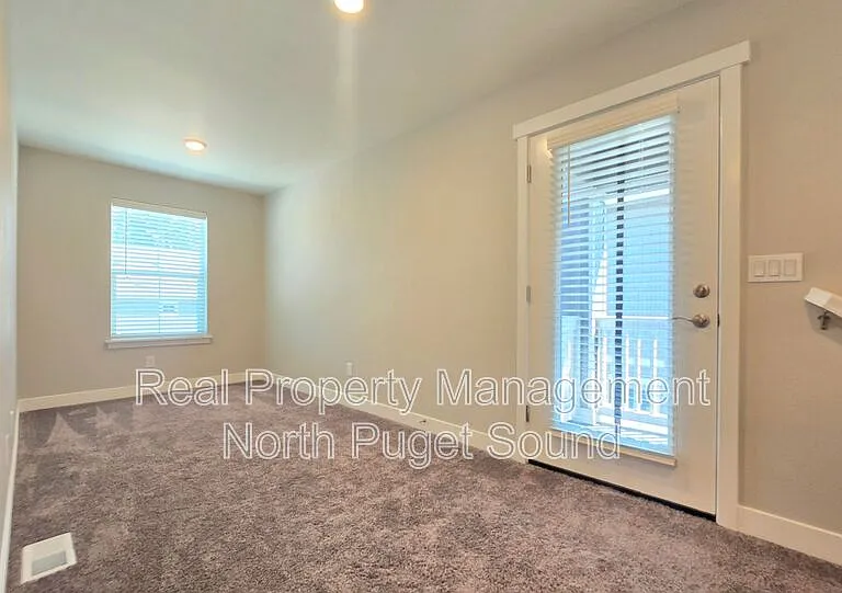 8303 Gilman Way — Photo 13