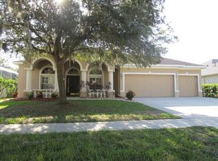 5304 Winhawk Way, Lutz, FL 33558