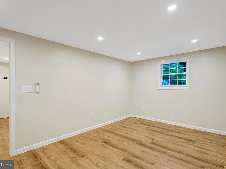 110 S Wise St #1 — Photo 16