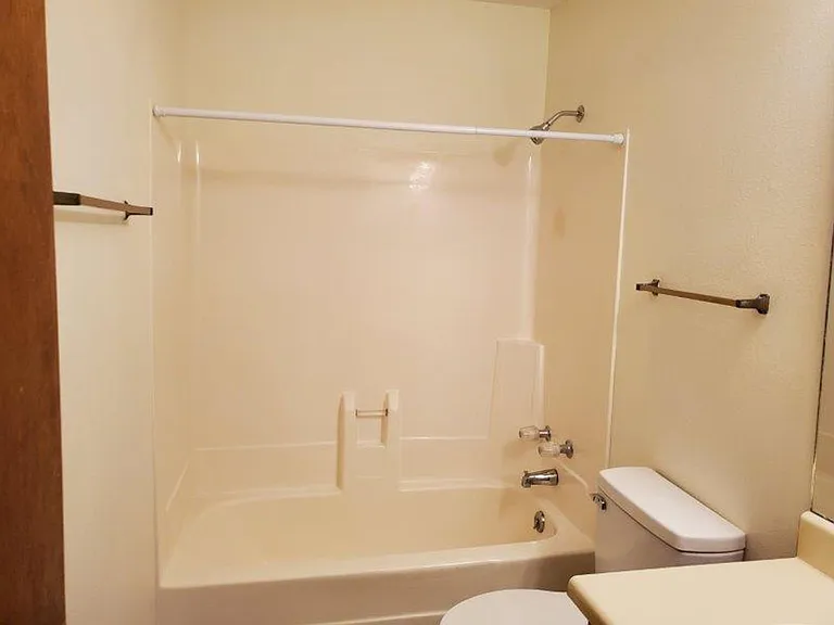 137 Brian Ct — Photo 16