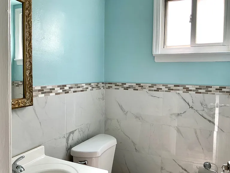 300 Jefferson Ave #1 — Photo 8