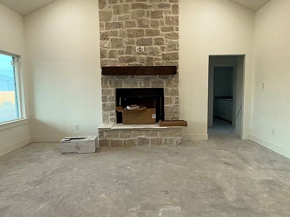 3rd image of 138 Northwind Trl