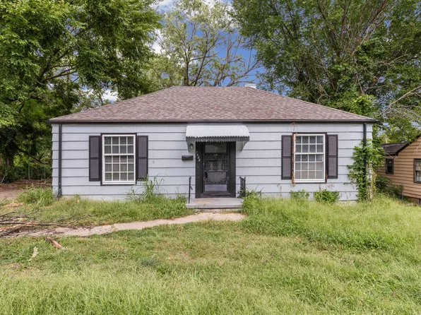 7622 Sni A Bar Rd, Kansas City, MO 64129