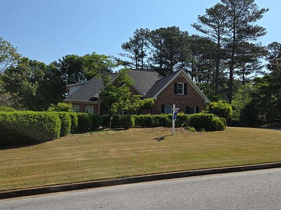 3rd image of 2329 Lochinver Ln SW