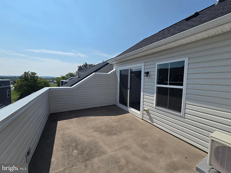 2558 Hopton Ln #51 — Photo 34