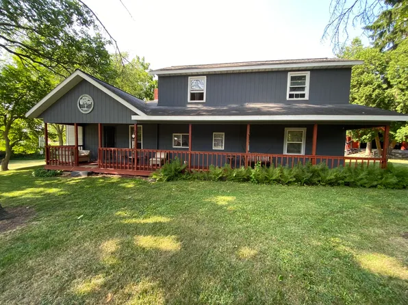 111 W Hallett St, Hillsdale, MI 49242