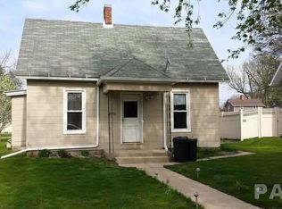 506 Walnut St, Varna, IL