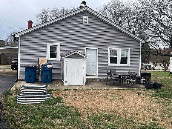 3rd image of 3192 Catawba St