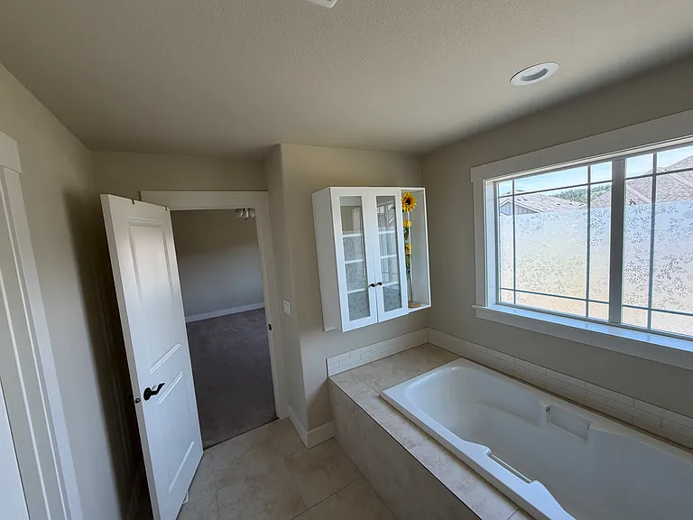 14908 NW Olive St — Photo 6