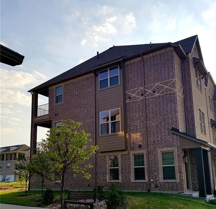 2nd image of 8143 Snowmass Dr