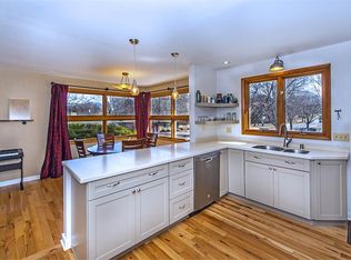 305 Orchard Dr, Madison, WI 53705