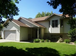 805 8th St N, Sartell, MN 56377