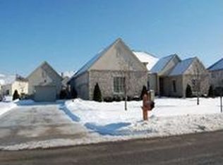 7840 Calvert Ct, Dublin, OH 43016