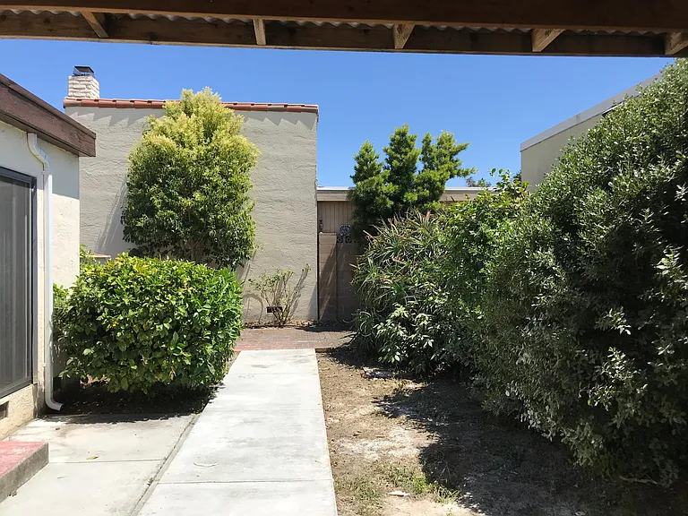 4846 Los Arboles Pl — Photo 17