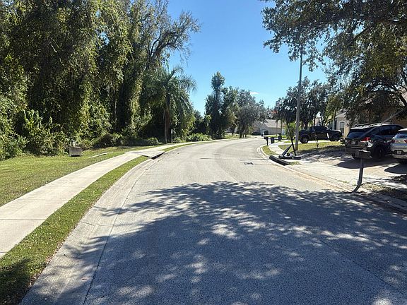 4th image of 12140 Hunters Lake Dr