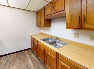 1624 E Gateway Cir S #104, Fargo, ND 58103
